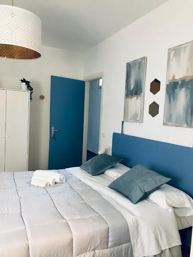 Hotel Residenza 8 Ravenna 0*,  Italia